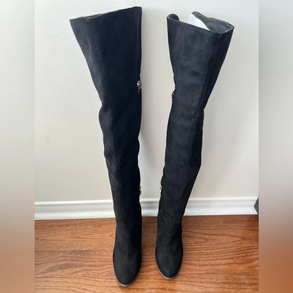 Over the knee boots in black suede - Picture 1 of 9